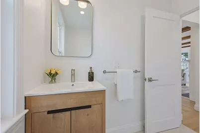 22 Emerson St, Belmont, MA 02478 - Photo 20
