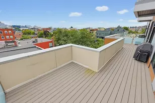 20 W Fifth St, Boston, MA 02127 - Photo 12