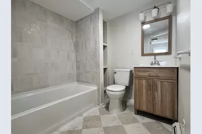18 Hurley Ave, Dracut, MA 01826 - Photo 8
