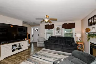 352 Marion Rd, Wareham, MA 02571 - Photo 10