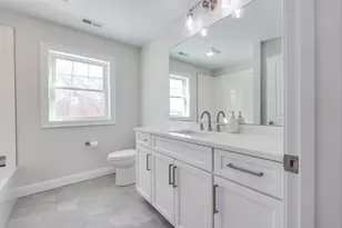 33 Strongwater Dr, Salem, MA 01970 - Photo 22