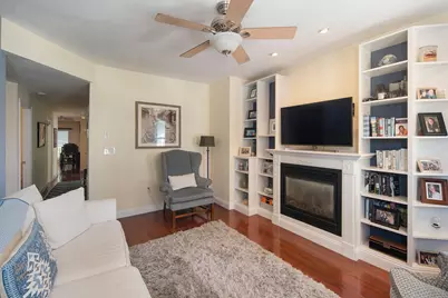 257 E St #2, Boston, MA 02127 - Photo 10