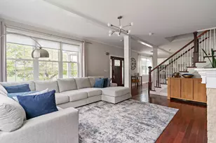 465 Washington St, Winchester, MA 01890 - Photo 2