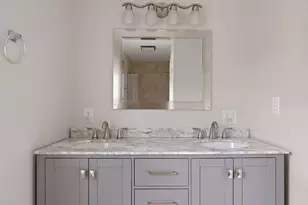 465 Washington St, Winchester, MA 01890 - Photo 14