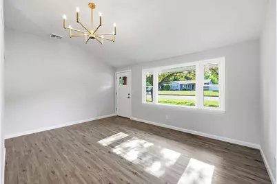 243 Shady Brook Ln, Springfield, MA 01118 - Photo 14