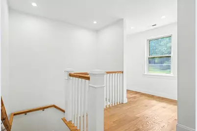 7B Lakeshore Dr, Georgetown, MA 01833 - Photo 16