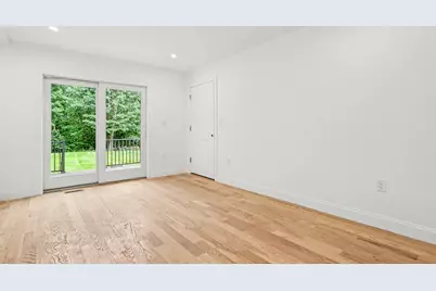 7B Lakeshore Dr, Georgetown, MA 01833 - Photo 8