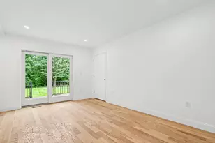 7B Lakeshore Dr, Georgetown, MA 01833 - Photo 8