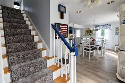 46 Sherwood Drive, Haverhill, MA 01835 - Photo 8