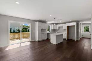 961 Wood St, Fall River, MA 02721 - Photo 6