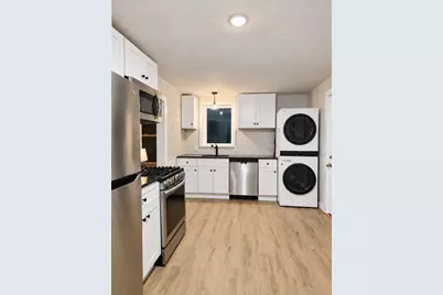 68 Eton Ave, Warwick, RI 02889 - Photo 2