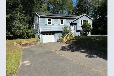 5 Edge Hill Rd, Amherst, MA 01002 - Photo 2