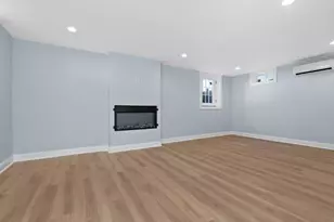 28 Ash St, Waltham, MA 02453 - Photo 30