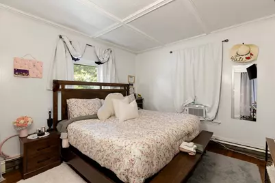 9 Knowlton Sq, Gloucester, MA 01930 - Photo 12