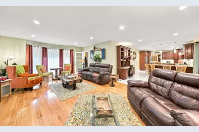 5 Dell Ave, Wakefield, MA 01880 - Photo 18