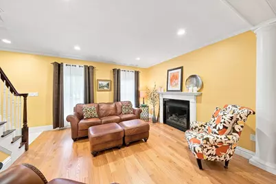 5 Dell Ave, Wakefield, MA 01880 - Photo 8