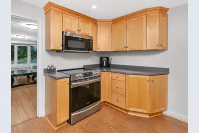 22 Abbott Road, Waltham, MA 02452 - Photo 10