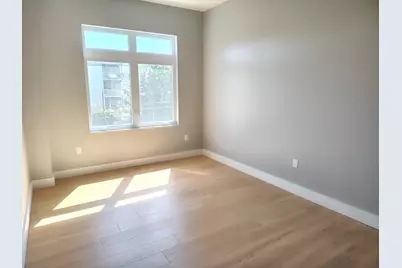 60 Cross St E #211, Somerville, MA 02145 - Photo 8