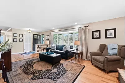 19 Old Barn Road, West Springfield, MA 01089 - Photo 4