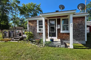 23 Coolidge Ave, Montague, MA 01376 - Photo 2