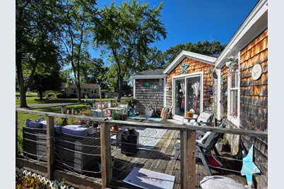 23 Coolidge Ave, Montague, MA 01376 - Photo 4