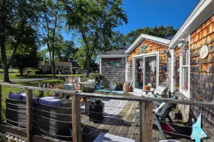 23 Coolidge Ave, Montague, MA 01376 - Photo 4