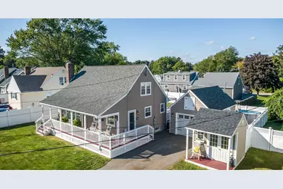 71 Sycamore St, Swansea, MA 02777 - Photo 4