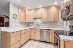 54 Horseshoe Dr, Chicopee, MA 01022 - Photo 2