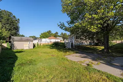 441 E Ashland St, Brockton, MA 02302 - Photo 32