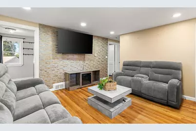 441 E Ashland St, Brockton, MA 02302 - Photo 8