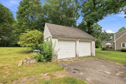 10 Pilgrim Way, Walpole, MA 02032 - Photo 16