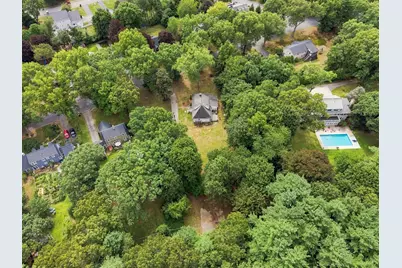 10 Pilgrim Way, Walpole, MA 02032 - Photo 22