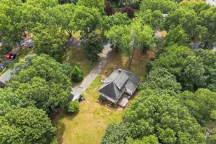 10 Pilgrim Way, Walpole, MA 02032 - Photo 4