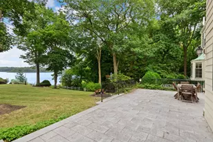 48 Locksley Rd, Lynnfield, MA 01940 - Photo 34