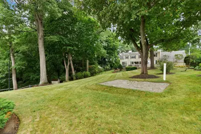 48 Locksley Rd, Lynnfield, MA 01940 - Photo 28