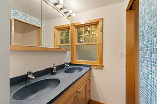 48 Locksley Rd, Lynnfield, MA 01940 - Photo 18