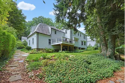 28 Drury Ln, Worcester, MA 01609 - Photo 38