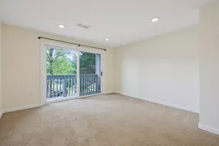 805 Franklin Crossing Rd, Franklin, MA 02038 - Photo 6