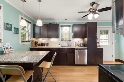 46 Bickford Ave #46, Revere, MA 02151 - Photo 4