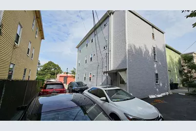 215 Millbury St, Worcester, MA 01610 - Photo 20