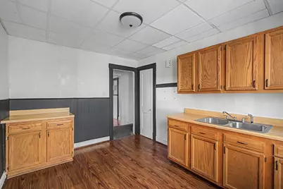 902 Main St #1L, Holyoke, MA 01040 - Photo 8