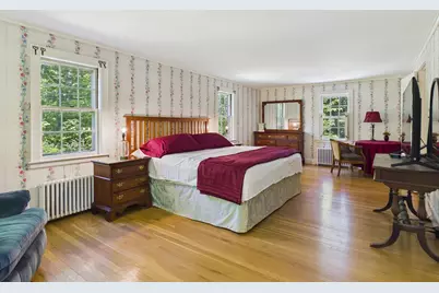390 Marsh St, Belmont, MA 02478 - Photo 18