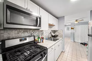 347 Pawtucket Blvd, Lowell, MA 01854 - Photo 4