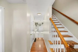 388 Varnum Ave, Lowell, MA 01854 - Photo 10
