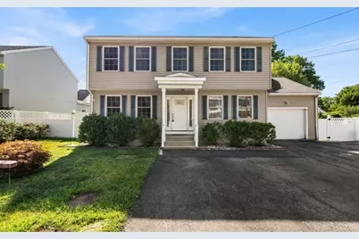 388 Varnum Ave, Lowell, MA 01854 - Photo 1