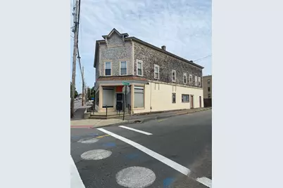 437 Bay St #2, Taunton, MA 02780 - Photo 1