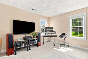 9 Forbes Rd, Hudson, MA 01749 - Photo 20