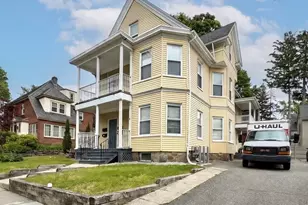 2 Haviland St, Worcester, MA 01602 - Photo 1