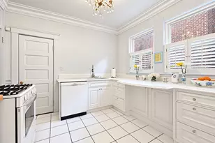 22 Centre St, Cambridge, MA 02139 - Photo 20