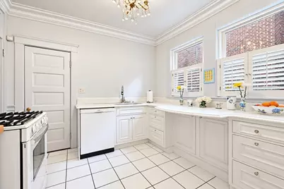 22 Centre St #2, Cambridge, MA 02139 - Photo 20